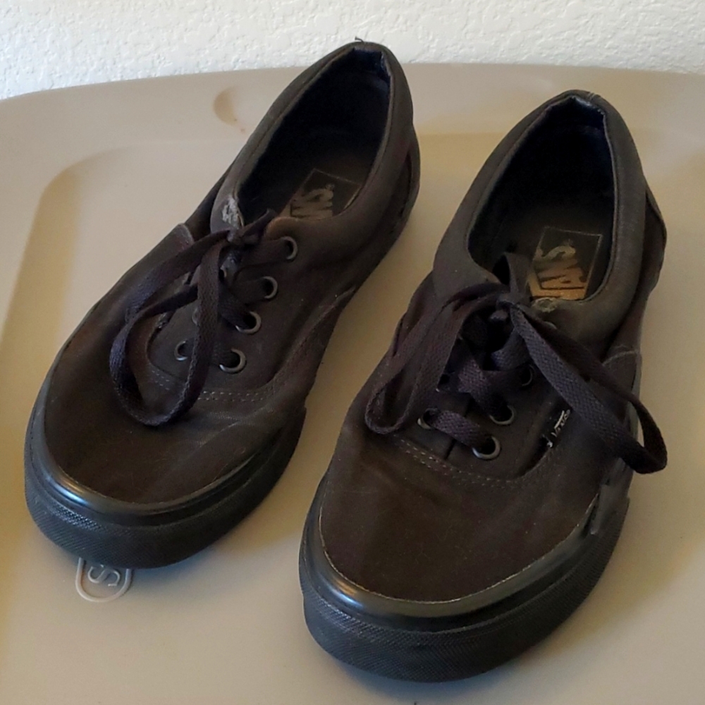 Vans | Lace up black Low Top